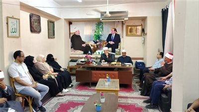 رئيس منطقة الإسماعيلية الأزهرية يبحث مع مديري الإدارات خطة عمل الفترة المقبلة (صور)