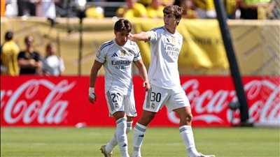 جارسيا يتقدم بالهدف الأول لريال مدريد في مرمى دورتموند 