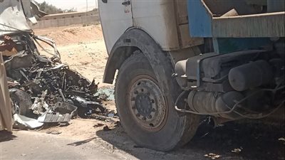 النيابة تعاين حادث تصادم 3 سيارات وتستمع لأقوال المصابين بأطفيح 