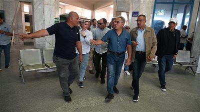 محافظ جنوب سيناء يرافق لجنة الإدارة المحلية في جولة تفقدية بشرم الشيخ 