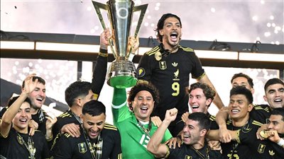 لحظة تتويج المكسيك بقيادة أجيري بلقب الكأس الذهبية أمام أمريكا (فيديو وصور)