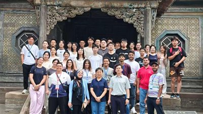 انطلاق برنامج تدريبي في بكين لطلاب هندسة الجامعة المصرية الصينية (صور)