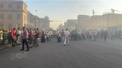 إبعاد الأهالي والمارة عن محيط سنترال رمسيس (فيديو)