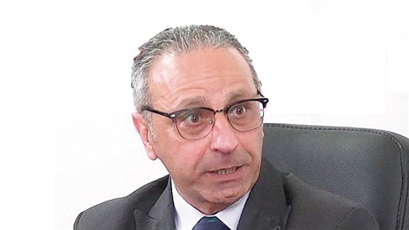 حسام الجراحي، فيتو