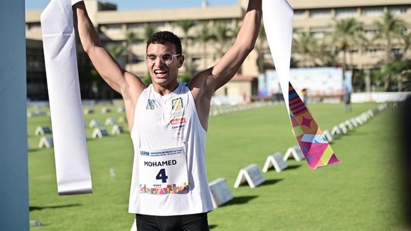 معتز وائل، فيتو