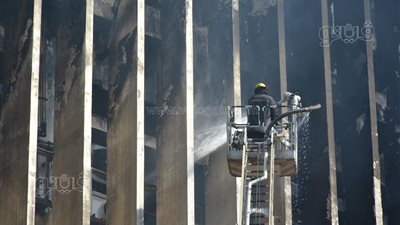 التفاصيل الكاملة لحريق سنترال رمسيس.. أسفر عن مصرع 4 من موظفي الشركة المصرية للاتصالات.. الأدلة الجنائية ترفع البصمات.. ومواصلة أعمال التبريد (فيديو وصور)