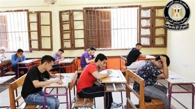 الثانوية العامة 2025، بدء امتحان مواد الأحياء والإحصاء والرياضيات التطبيقية