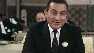 العرابي يكشف كواليس حساسة عن فترة عمله بتل أبيب: مبارك قرر العودة بالسيارة بعد فخ 