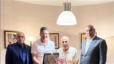 الزمالك يكرم أيمن الرمادي بعد رحيله عن تدريب الأبيض