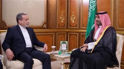 الأمير محمد بن سلمان يستقبل وزير الخارجية الإيراني في قصر السلام (فيديو)