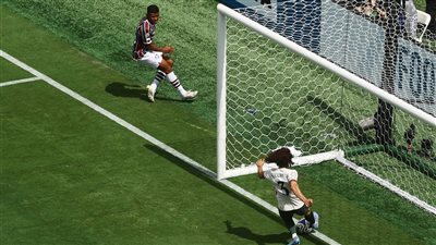 تشيلسي يتخطي فلومينينسي بثنائية ويتأهل لنهائي كأس العالم للأندية (صور)