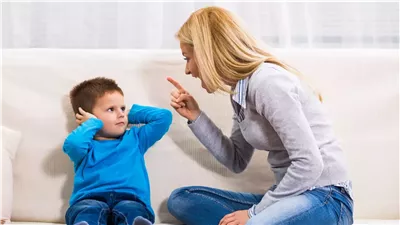 تفسير رؤية ضرب الأم في المنام وعلاقتها بالحصول على ميراث 