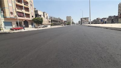 محافظ البحيرة تتابع أعمال رصف طريق الكورنيش بدمنهور