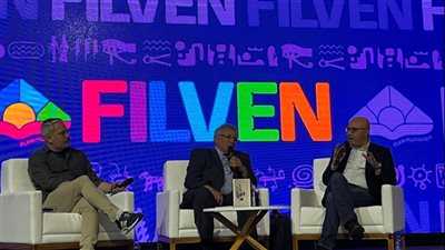 لماذا نترجم الشعر؟، هيئة الكتاب تناقش تجربة لـ رودريجيث في معرض فنزويلا للكتاب 