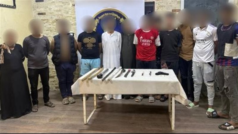 متهمين، فيتو