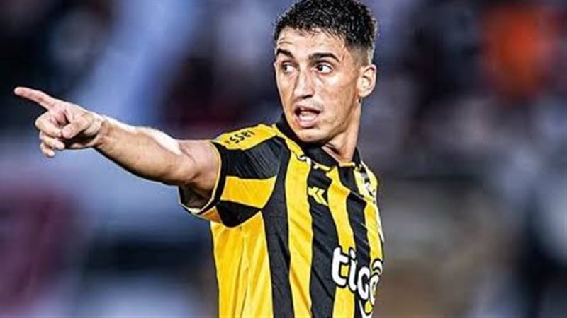 أوجستين منصور، فيتو