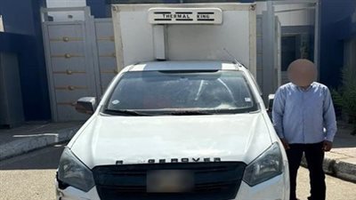  يسير عكس الاتجاه، ضبط سائق سيارة ربع نقل صدم مركبة بطريق القطامية العين السخنة