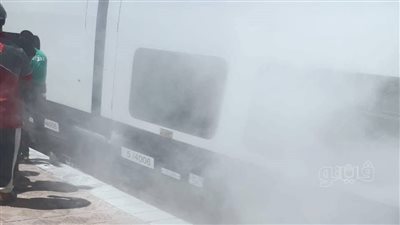 تصاعد أدخنة من عربة أحد القطارات بسبب الفرامل في المنوفية 