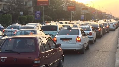 حالة الطرق اليوم، كثافة مرورية متقطعة بهذه المحاور والطرق الرئيسية في القاهرة والجيزة 