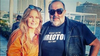 يسرا تنعى المخرج سامح عبد العزيز وتعتذر عن عدم حضور الجنازة لهذا السبب 