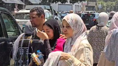 حزن ودموع عقب امتحان الثانوية العامة بالجيزة اليوم (فيديو)