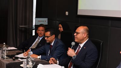 جبران: قانون العمل الجديد يساهم في صناعة بيئة آمنة وجاذبة للاستثمار 