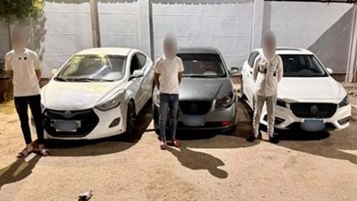 ضبط 3 سائقين أدوا حركات استعراضية وعطلوا المرور خلال حفل زفاف في بني سويف