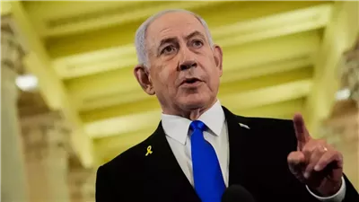 موقع عبري: نتنياهو يؤمن بإتمام صفقة التبادل ويتمسك ببقاء حكومته