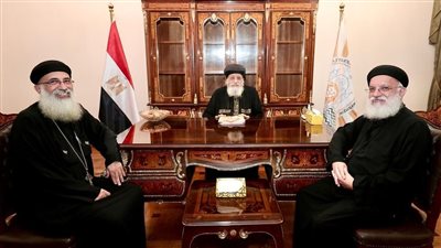 البابا تواضروس يتلقى تقريرا عن إكليريكية الإسكندرية