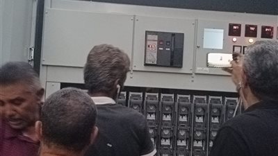 الانتهاء من إصلاح وتركيب المحول الجديد وإعادة تشغيل الكهرباء بشبرامنت 