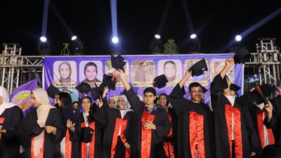 نقابة العلميين في الدقهلية تكرم أبناء الأعضاء المتفوقين في الشهادة الإعدادية (صور)