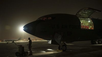 الأقمار الصناعية تظهر آثار الهجوم الإيراني على قاعدة العديد الأمريكية في قطر (صور)