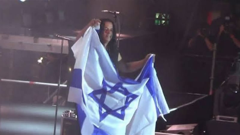 scorpions، فيتو