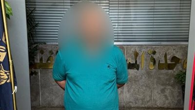 القبض على سائق بإحدى شركات النقل الذكى بتهمة سرقة مبلغ مالي بالتجمع الأول