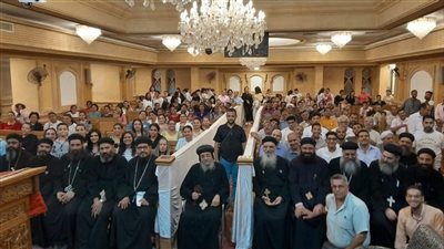 إيبارشية إسنا تختتم مؤتمرها السنوي للخدام بعنوان 