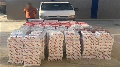 ضبط 28 ألف عبوة سجائر مهربة في مطروح