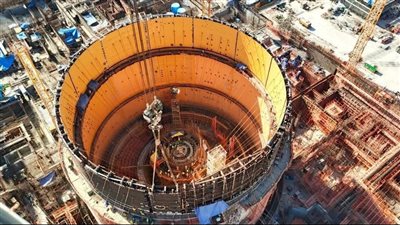 انتهاء تركيب المستوى الثالث لوعاء الاحتواء الداخلي بمحطة الضبعة النووية