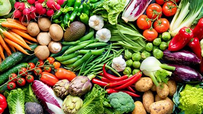 أسعار الخضار اليوم، الليمون يبدأ من 5 جنيهات في سوق العبور