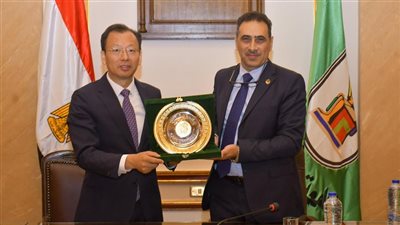 تعاون أكاديمي وبحثي بين جامعة القاهرة وجامعة جنوب الصين الزراعية