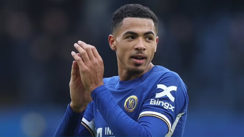 ليفي كولويل لاعب