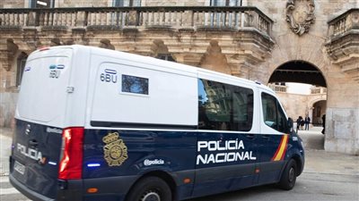 إصابة 5 أشخاص جراء اشتباكات عرقية في إسبانيا 