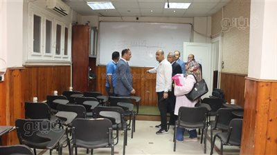 غلق أكاديمية تمريض غير مرخصة ومحال مخالفة في حملة رقابية ببني سويف