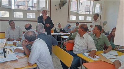 رئيس منطقة القليوبية الأزهرية يراجع أعمال تصحيح امتحانات الشهادة الثانوية ببنها