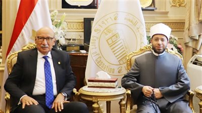 رئيس محكمة النقض يستقبل وزير الأوقاف لتهنئته بتولي المنصب