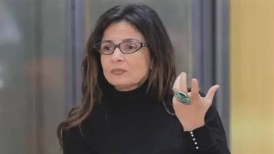 أهم المعلومات عن البرلمانية المصرية التي منحها ماكرون أعلى وسام مدني في فرنسا 