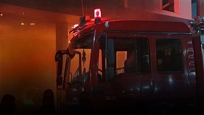 حريق بمخلفات في منطقة العامرية بالإسكندرية 