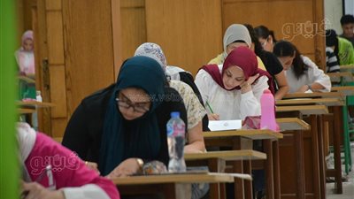 الكليات المتاحة لطلاب البكالوريا في مسار الطب وعلوم الحياة 