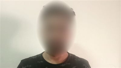 ضبط سائق نقل قاد بدون تراخيص واصطدم بسيارة أخرى أعلى الطريق بالبساتين