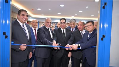 رئيس جامعة القاهرة يفتتح تجديد وحدة الغسيل البريتوني بمستشفى أبو الريش المنيرة