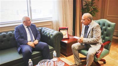 وزير الكهرباء: محافظة الوادي الجديد نموذج يحتذى فى الاعتماد على الطاقة المتجددة 